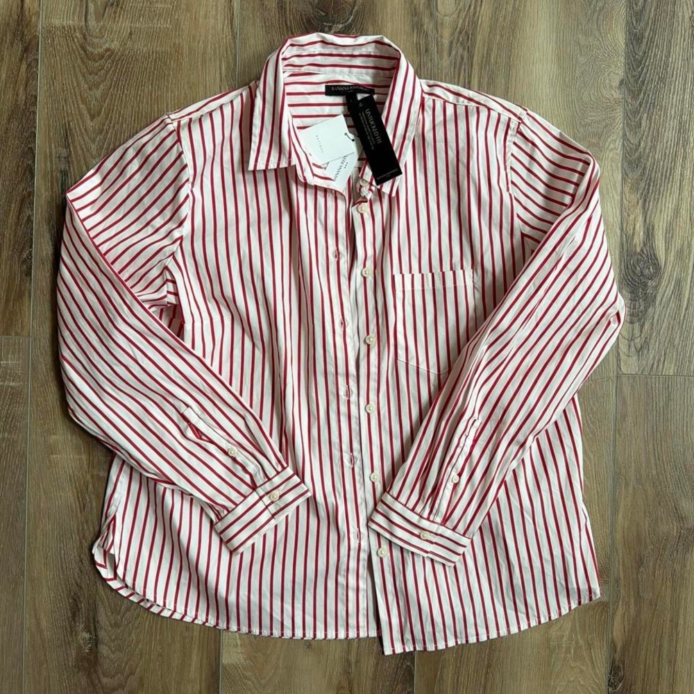 Banana Republic Boys Large Untucked Fit Button Up Shirt NWT Red White‎ Stripe